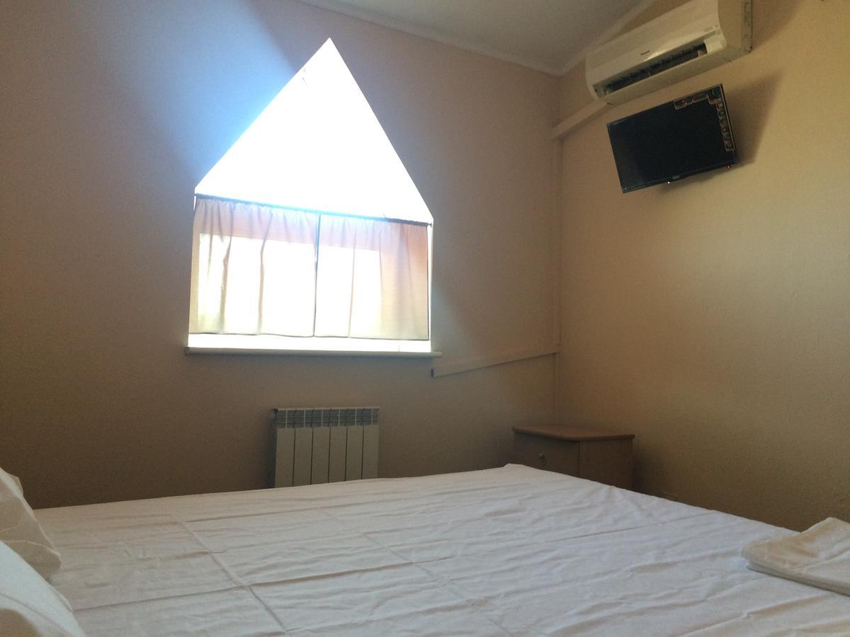 Hostel Kryvyj Rih Eksteriør billede